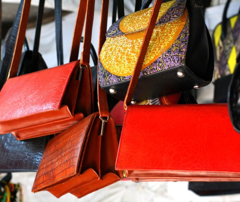 Ethnocentrique Market 1